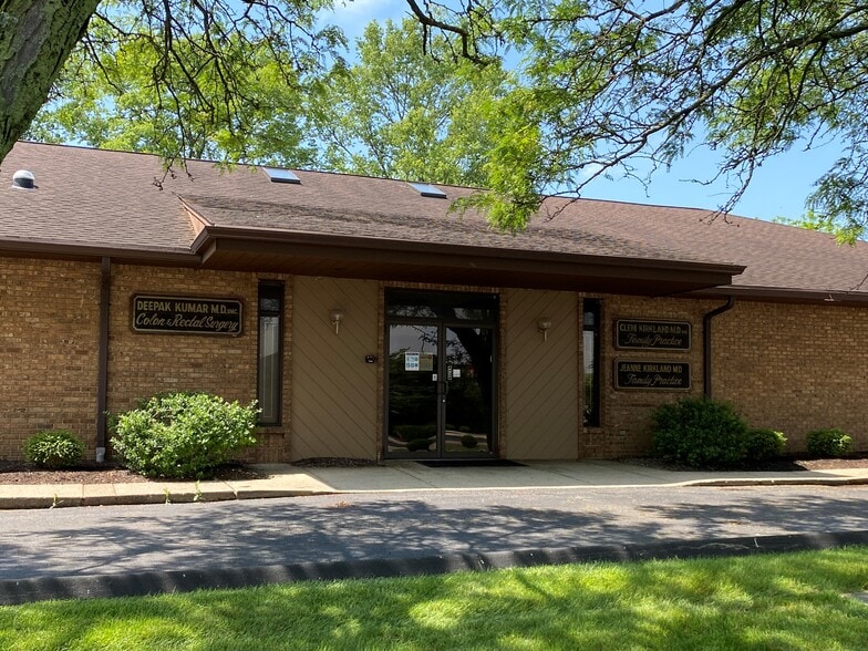 More Photos Of 5928-5932 Springboro Pike, Dayton Medical For Lease
