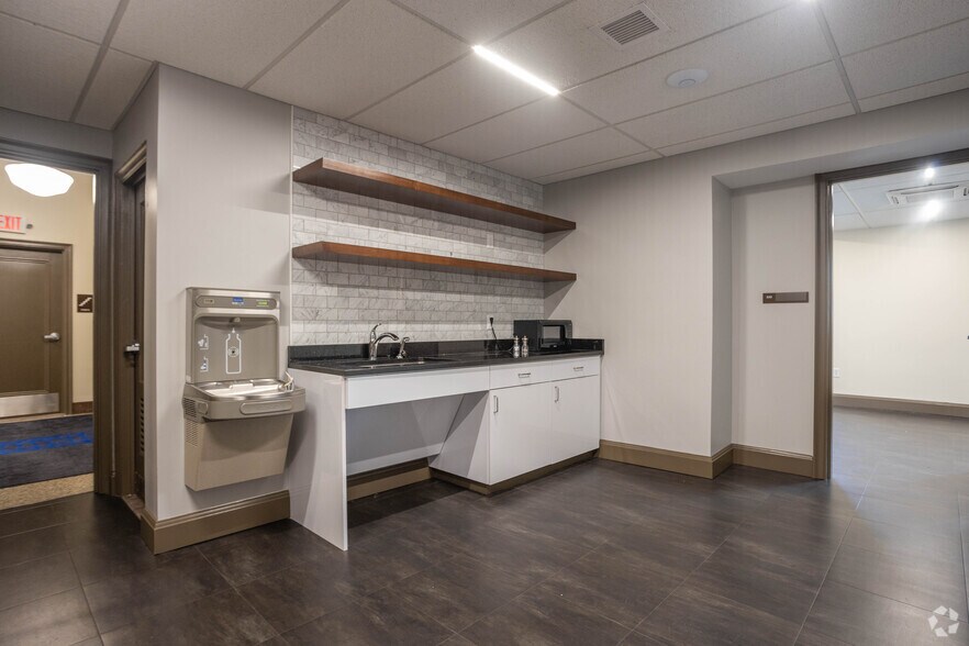 More Photos Of E 200 E State Street, Ithaca Office For Lease