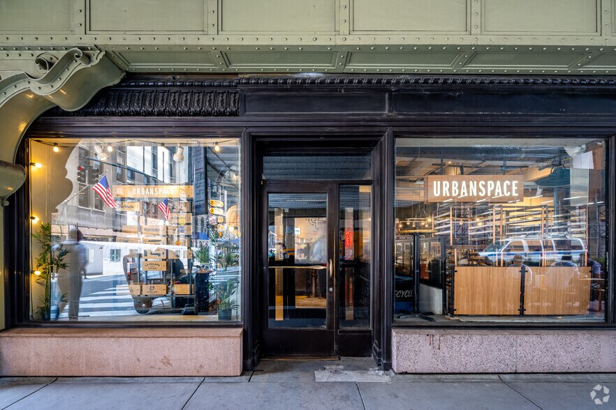 More Photos Of 230 Park Ave, New York Office For Lease