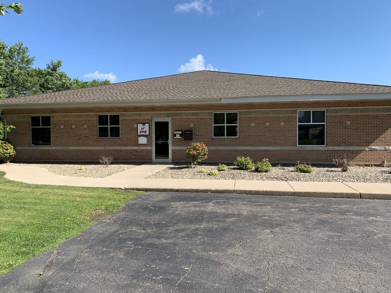 More Photos Of 53779 Generations Dr, South Bend Medical For Lease