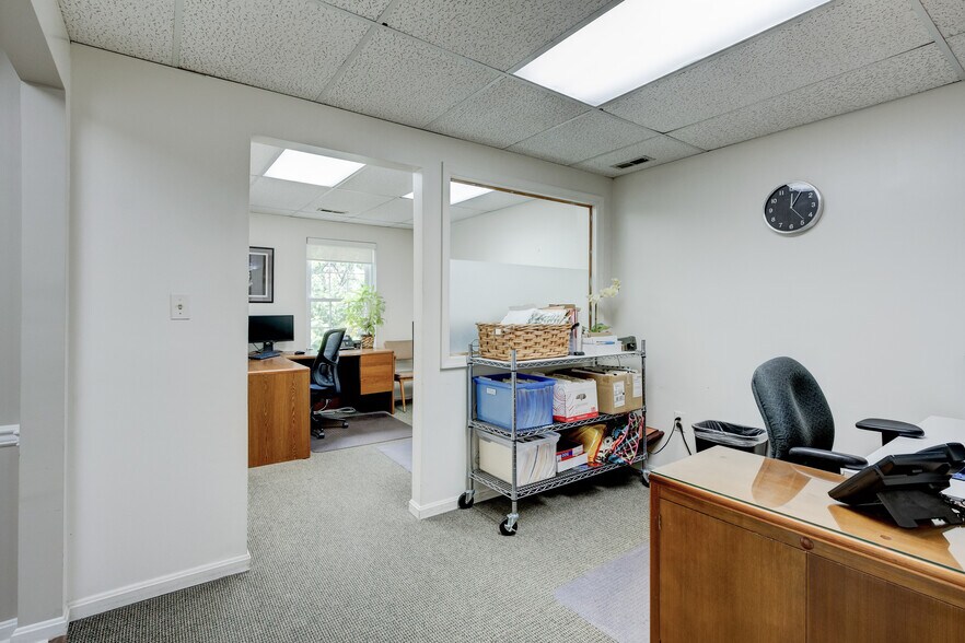 More Photos Of 11303 Amherst Ave, Wheaton Office Residential For Sale