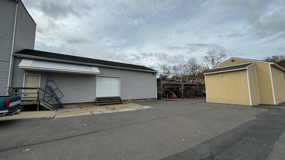 More Photos Of 309 S Main St, Phillipsburg Office For Sale