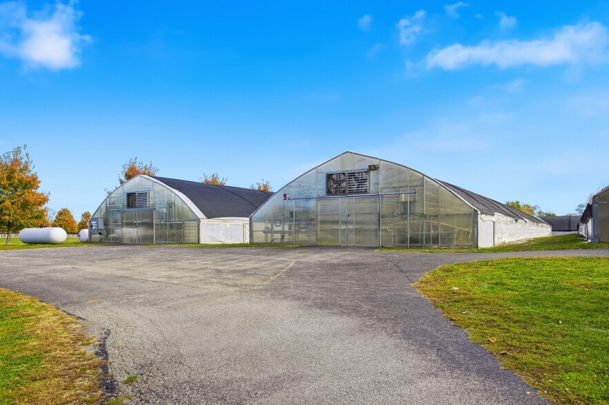 More Photos Of 4610 Hamilton Ln, Lexington Specialty For Sale