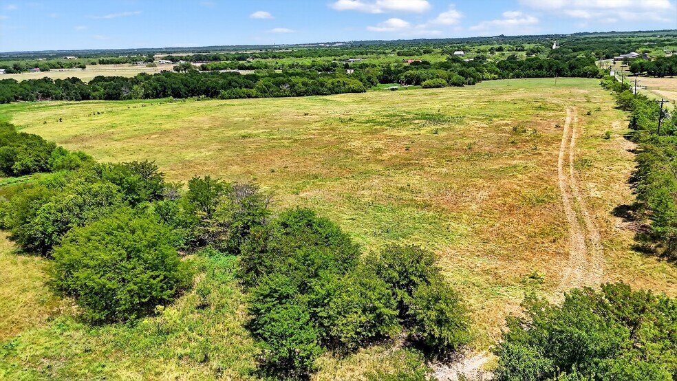 More Photos Of TBD Swindle Road, Southmayd Land For Sale
