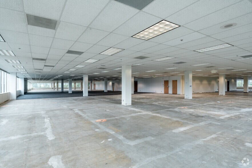 More Photos Of 1601 Lind Ave SW, Renton Office For Sale