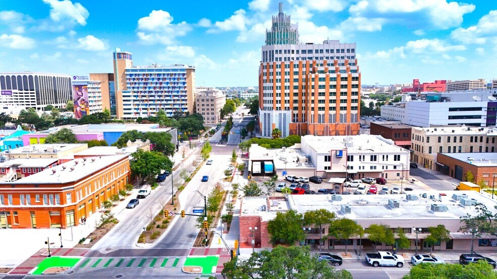 More Photos Of 717 Dolorosa St, San Antonio Office For Lease