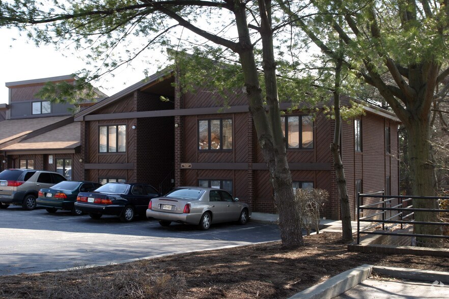 More Photos Of 1522 Pointer Ridge Pl, Bowie Office Residential For Sale