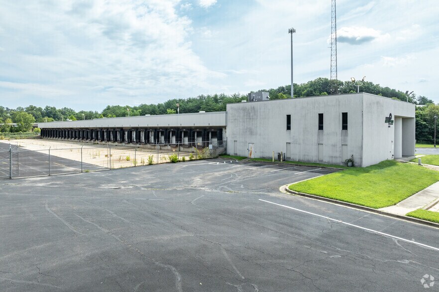 More Photos Of 6351 S Hanover Rd, Elkridge Truck Terminal For Lease