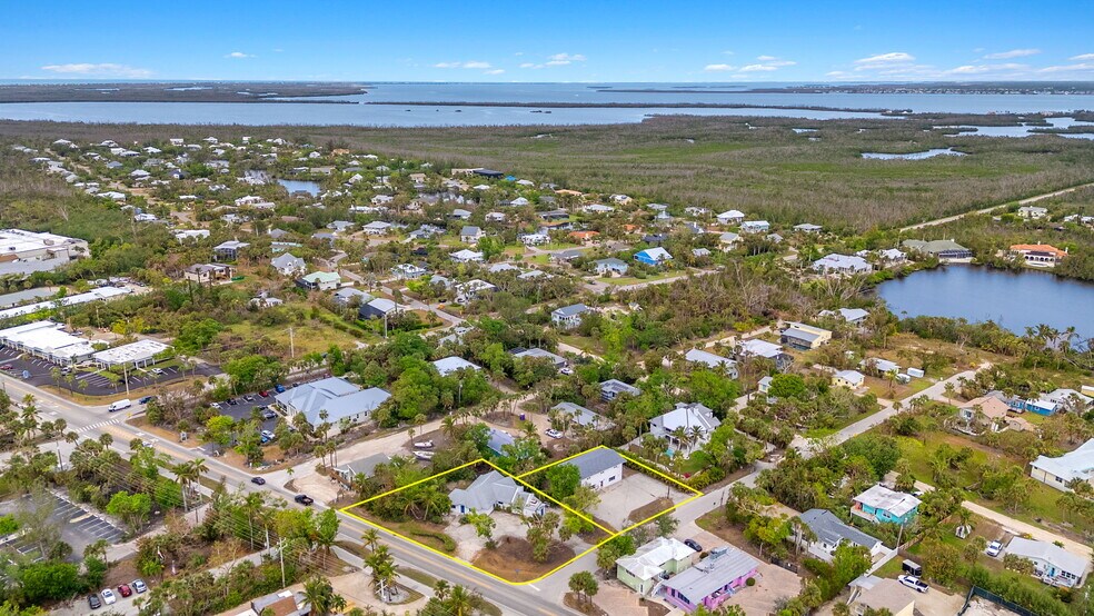 More Photos Of , Sanibel General Retail For Sale
