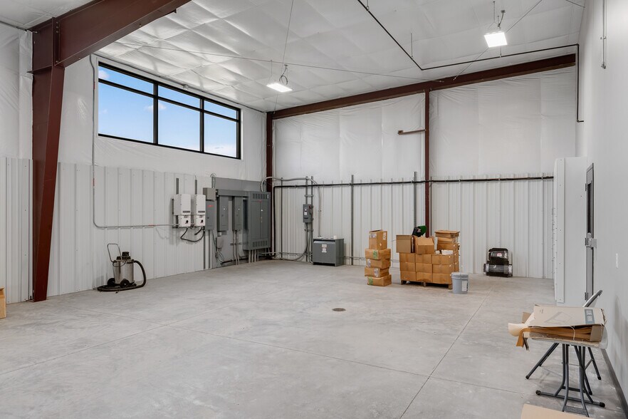 More Photos Of 605 Greenway Ct, Reedsburg Industrial For Sale