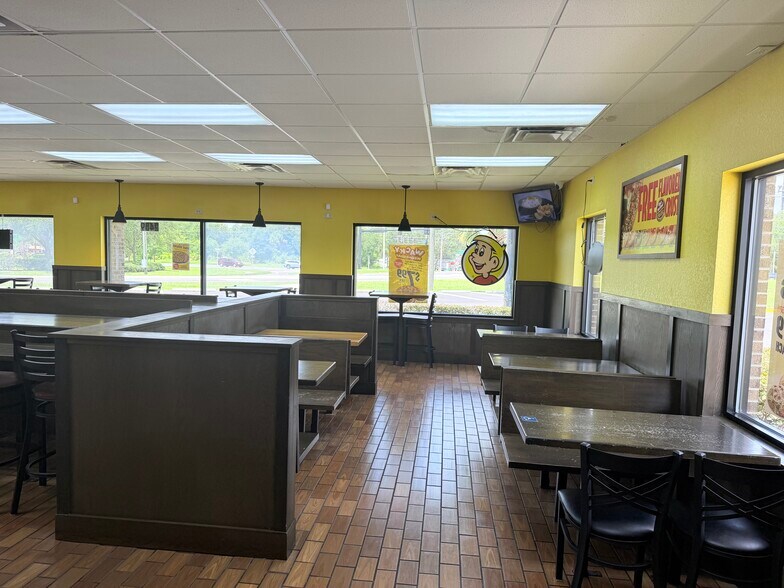 More Photos Of 2439 Enterprise Rd, Orange City Restaurant For Sale