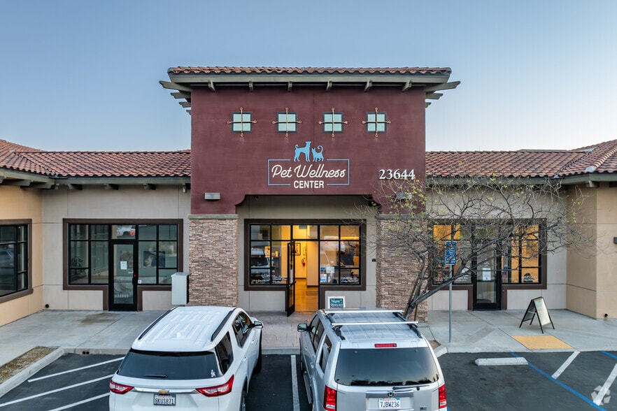 More Photos Of 23644 Clinton Keith, Murrieta Medical For Lease