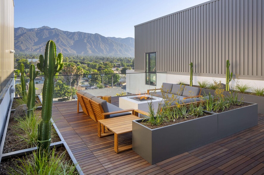 More Photos Of 3768 E Colorado Blvd, Pasadena Apartments For Lease