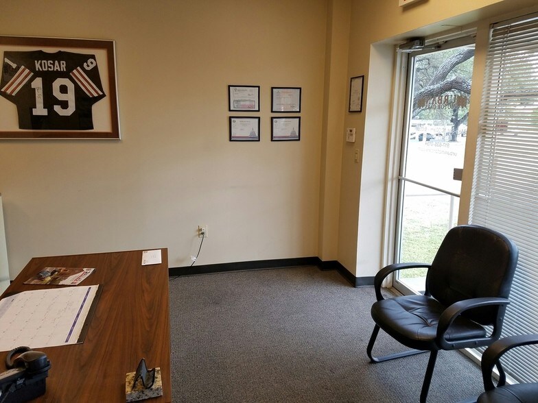 More Photos Of 3002-3014 Avenue E E, Arlington Light Manufacturing For Lease