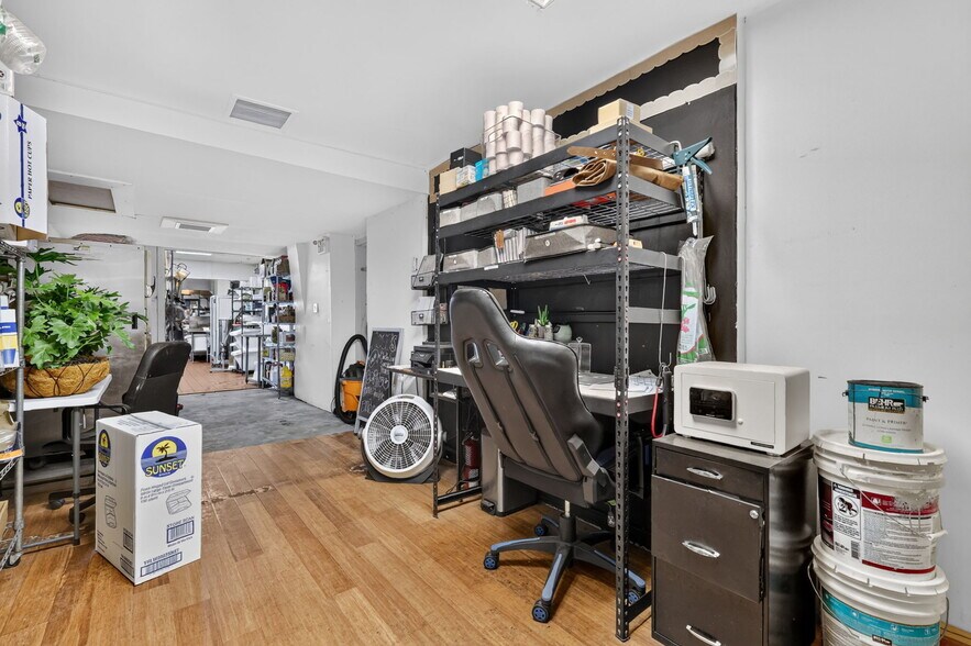 More Photos Of 3319 13th St, Saint Cloud Warehouse For Sale