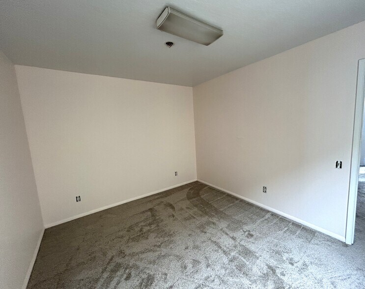 More Photos Of 1420 4th St, Eureka Hotel For Sale