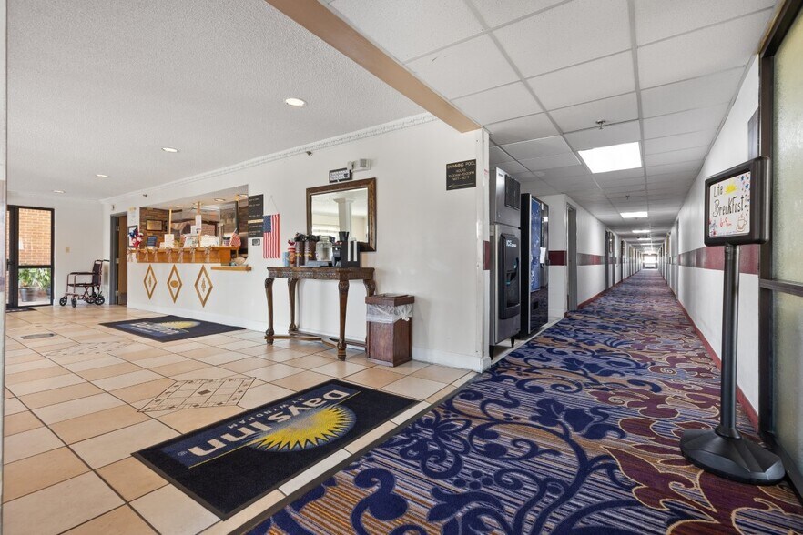 More Photos Of 912 US Highway 65/82 South, Lake Village Hotel For Sale