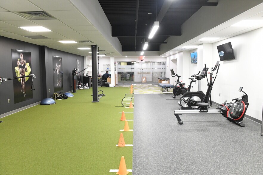 More Photos Of 411 Hackensack Ave, Hackensack Coworking Space