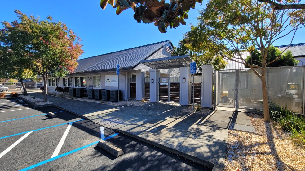 Primary Photo Of 730 Bennett Valley Rd, Santa Rosa Medical For Lease