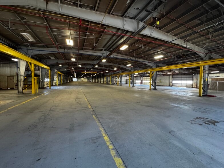 More Photos Of 701 Collins Rd, Elkhart Warehouse For Sale