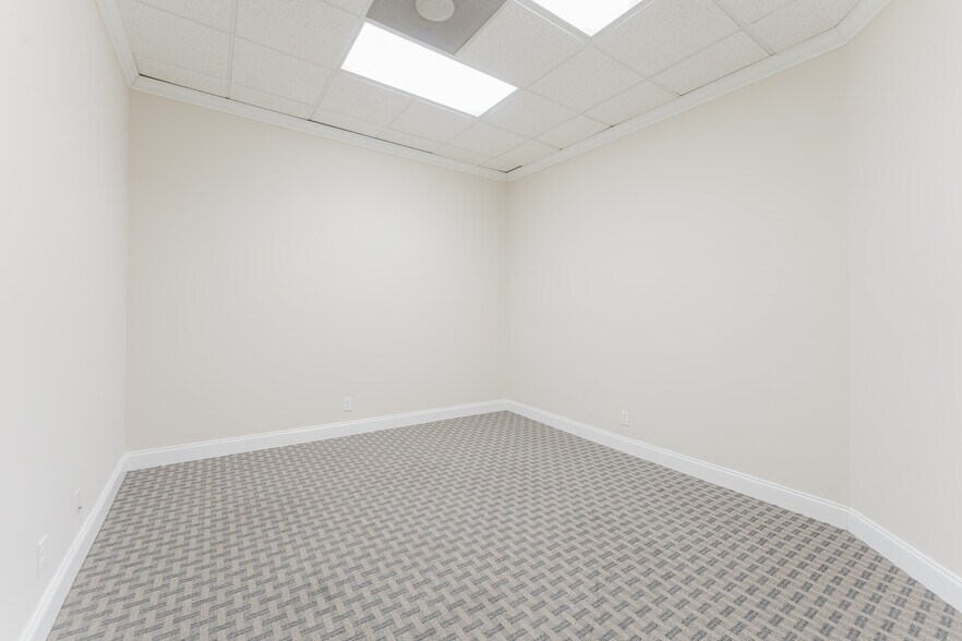 More Photos Of 299 W Camino Gardens Blvd, Boca Raton Office For Lease