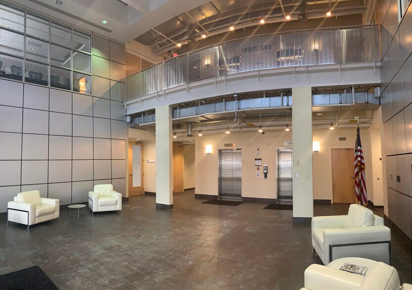 More Photos Of 300 Allegheny Dr, Warrendale Office For Lease