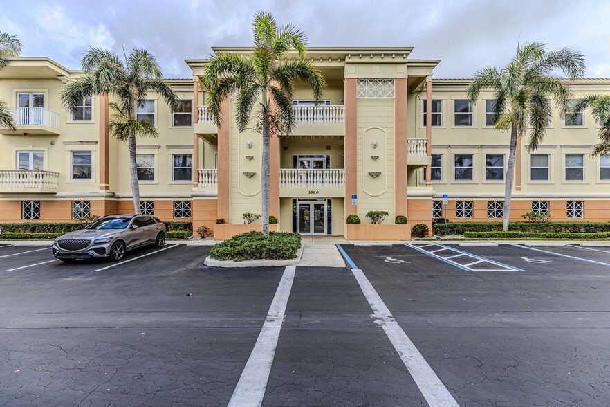 Primary Photo Of 3960 Radio Rd, Naples Office Residential For Lease