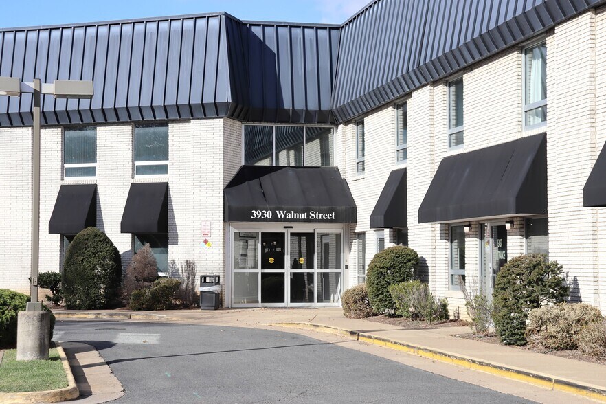 More Photos Of 3930 Walnut St, Fairfax Medical For Sale