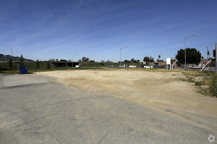More Photos Of 640 Western St, Glendale Land For Lease