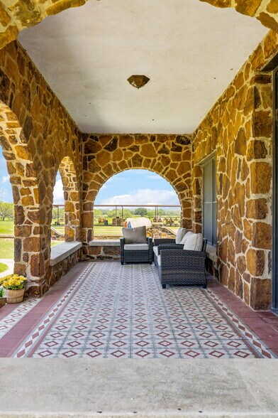 More Photos Of 995 W Gates Valley Rd, Poteet Land For Sale