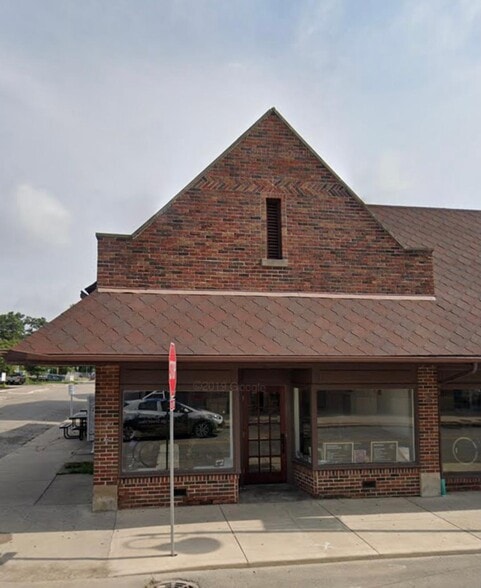 More Photos Of 1624 W University Ave, Muncie Restaurant For Lease