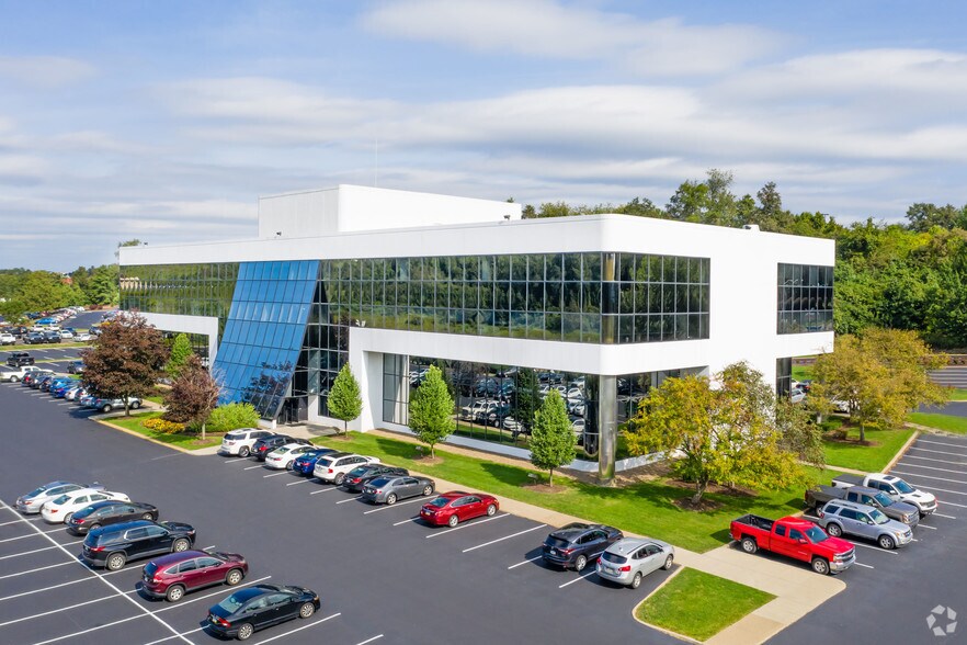 Primary Photo Of 3 Penn Center West, Pittsburgh Office For Lease