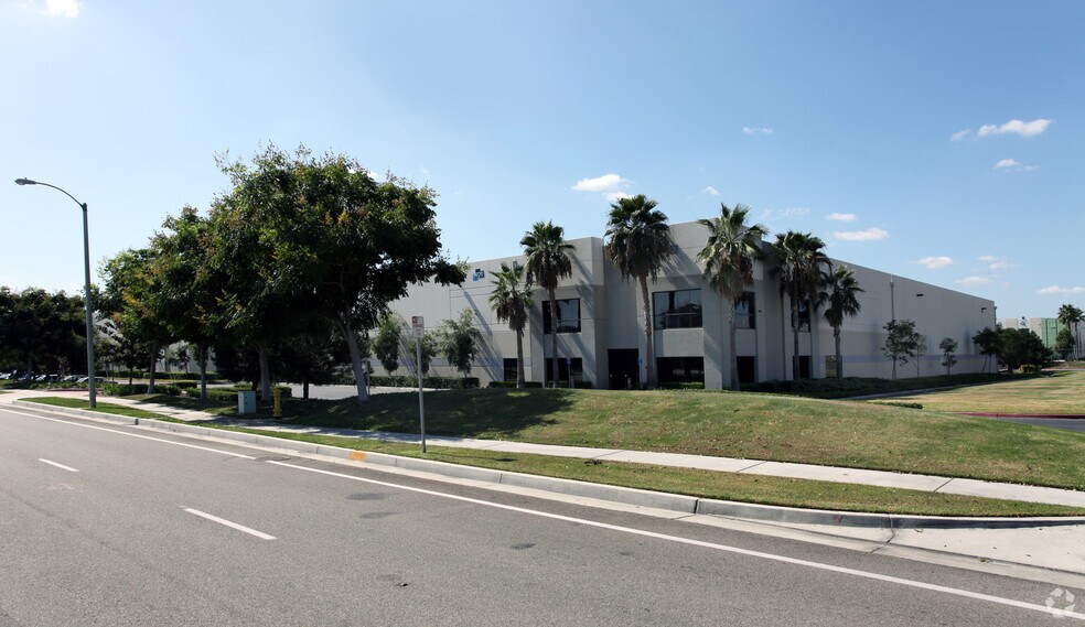More Photos Of 14720-14880 Monte Vista Ave, Chino Warehouse For Lease