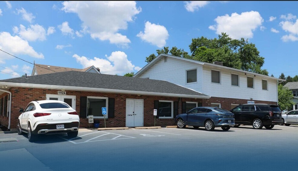 Primary Photo Of 1112 1st Capitol Dr, Saint Charles Office For Sale