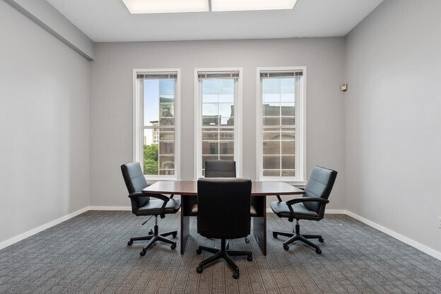 More Photos Of 9-15 Pleasant St, Worcester Office Residential For Lease