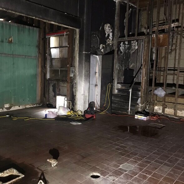 More Photos Of 744 El Camino Real, South San Francisco Restaurant For Lease