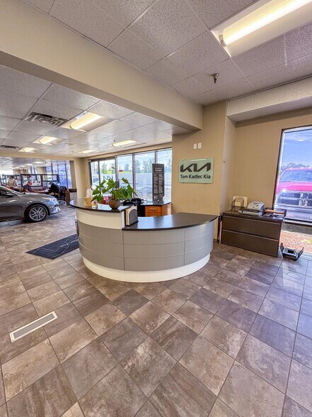 More Photos Of 4444 Highway 52 N, Rochester Auto Dealership For Sale