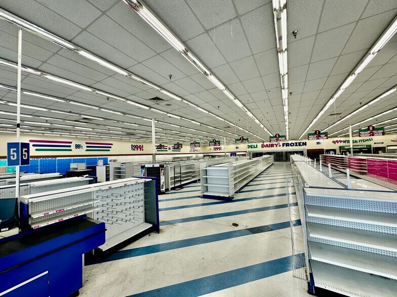 More Photos Of 1964-1996 N Alma School Rd, Chandler Unknown For Lease