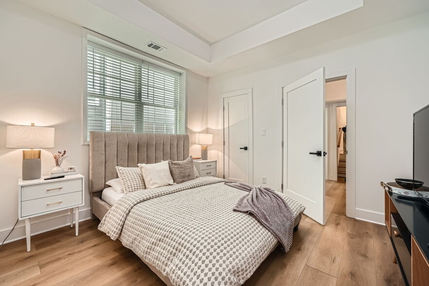 More Photos Of 568 John Wesley Dobbs Ave NE, Atlanta Apartments For Sale