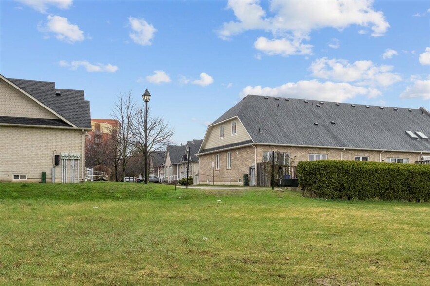 More Photos Of 21 Niagara Dr, Oshawa Land For Sale