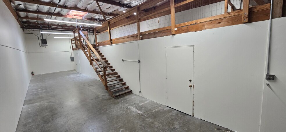 More Photos Of 1814 Empire Industrial Ct, Santa Rosa Warehouse For Sale