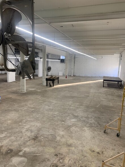 More Photos Of 1 Martin Pl, Port Chester Manufacturing For Lease