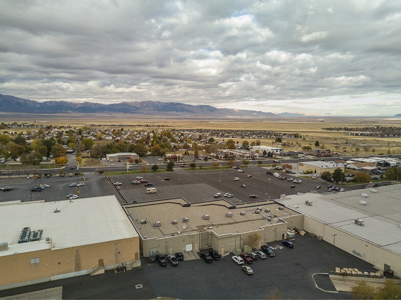 More Photos Of 756 N Main St, Tooele General Retail For Lease