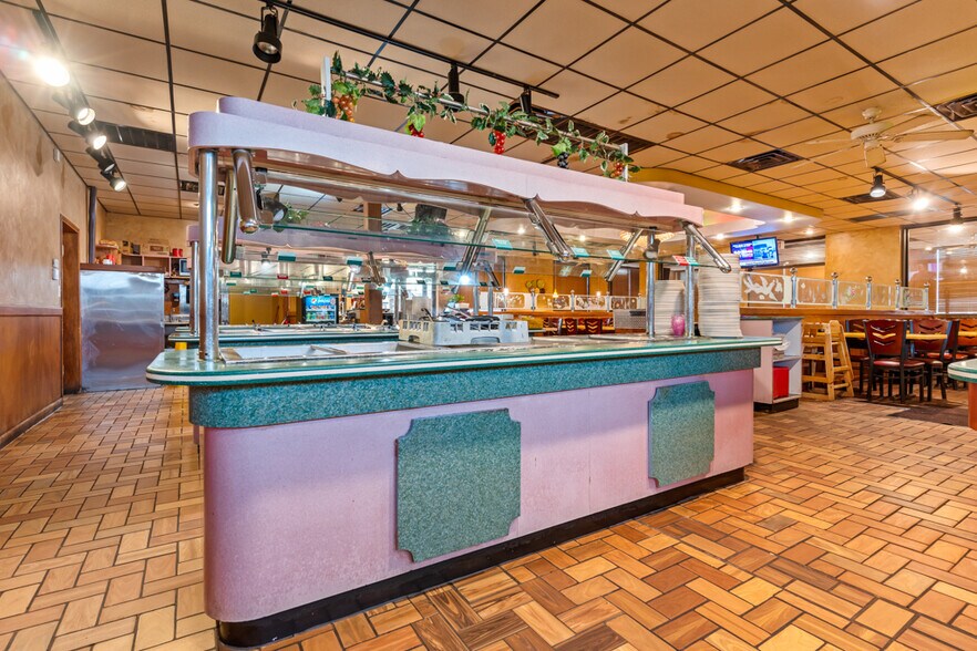 More Photos Of 509 US Highway 271 N, Gilmer Flex For Sale