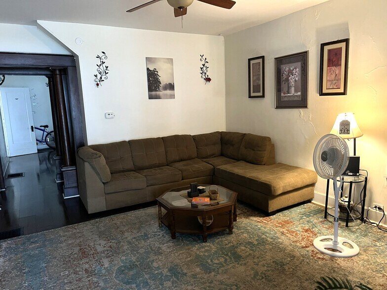 More Photos Of 713 Reed St, Columbus Apartments For Sale