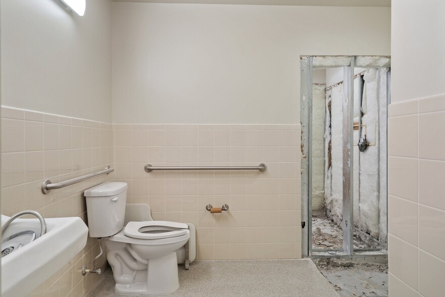 More Photos Of 311 NE 4th Ave, Crystal River Healthcare For Lease