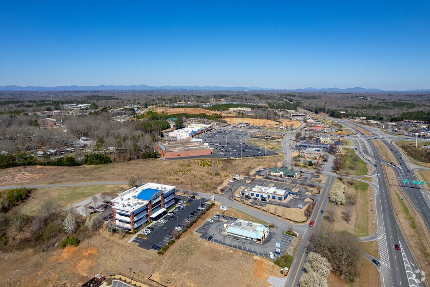 More Photos Of 81 Northside Dawson Dr, Dawsonville Medical For Lease