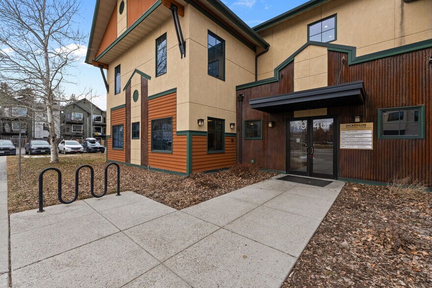 More Photos Of 1940 W Dickerson St, Bozeman Office For Lease