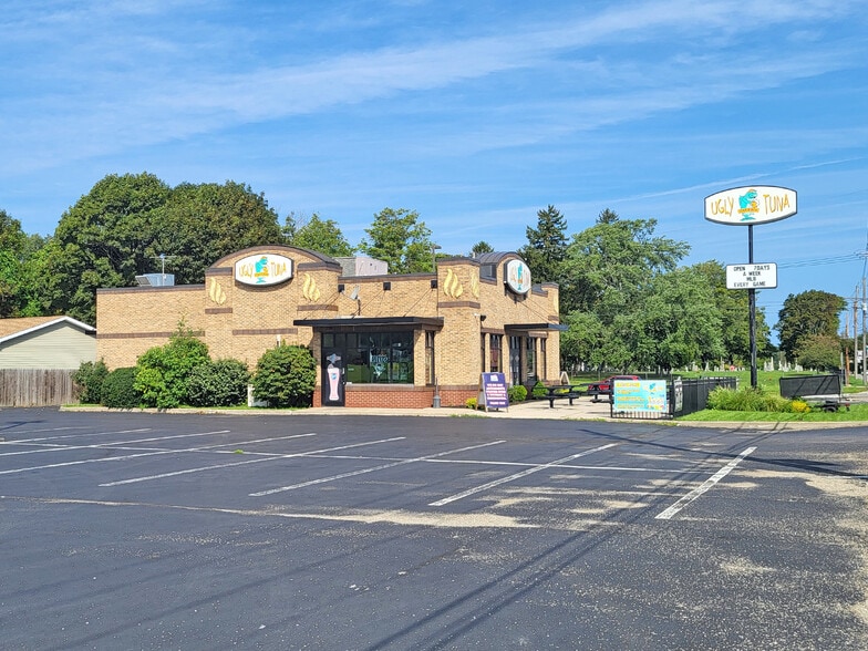 More Photos Of 1010 Peninsula Dr, Erie Fast Food For Sale