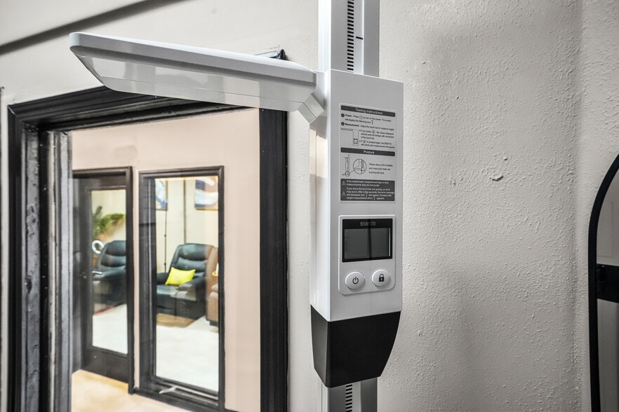 More Photos Of 295 Athens Hwy, Loganville Freestanding For Sale